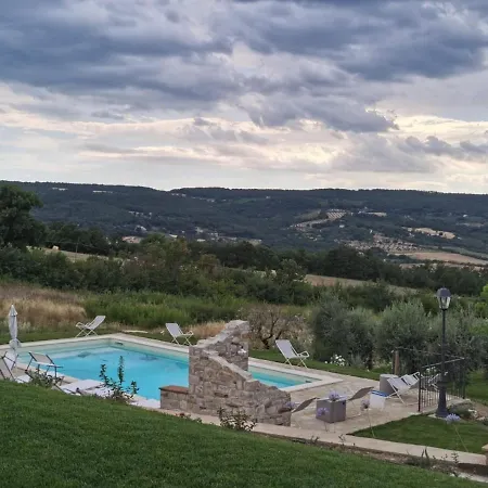 Pane E Olio Farm stay Todi